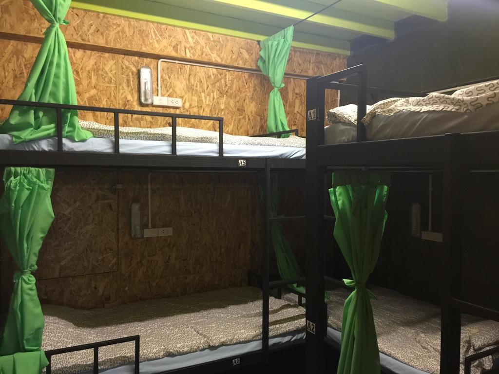 Hometown Hostel Samut Songkhram Rom bilde