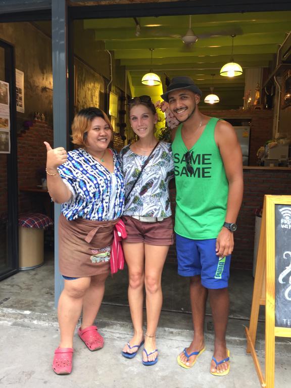Hometown Hostel Samut Songkhram Eksteriør bilde